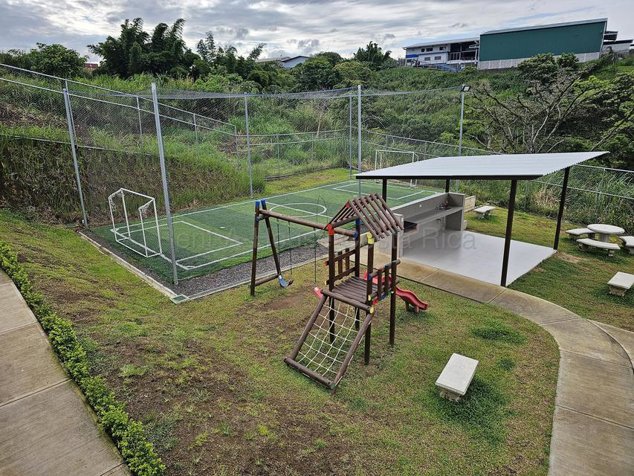 Venta de Casa en San Pablo de Heredia. RAH 27-258 in San Pablo, Heredia — $180,000
