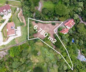 Venta de Lote en Altos de las Palomas: Ubicación y Potencial Únicos in Pozos, Santa Ana, San José — $620,000 - Photo 4 of 15