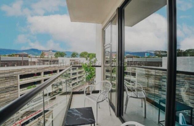 MLS-26-2016 LS VENTA APARTAMENTO MATA REDONDA SAN JOSE CONTACTENOS AL # 86127562 en Mata Redonda, San José — ₡ 122 000 000 - Foto 2 de 10