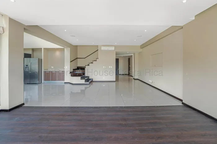 Alquiler de Penthouse en Escazú. RAH 26-2001 en Escazú, San José — $2,800 - Foto 2 de 12
