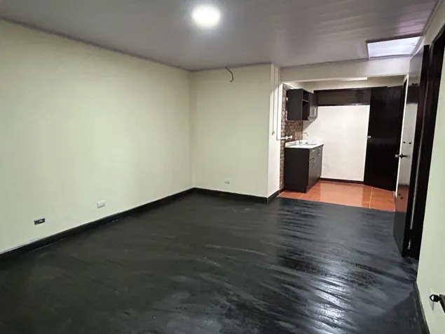 Super Económico. Escazu. Apartamento pequeño en San Rafael, Escazú, San José — ₡ 290 000 - Foto 2 de 15