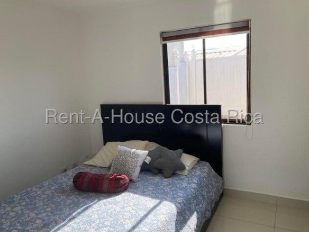 Alquiler de Casa en La Guácima de Alajuela. RAH 26-1420 in Guácima, Alajuela — ₡ 480 000