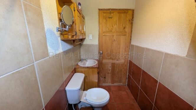 hermosa Cabana en Santa Maria de Dota en Patio De Agua, El Guarco, Cartago — ₡ 60 000 000