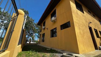 Venta de Casa en Jaco a pocos minutos de la playa. en Jacó, Garabito, Puntarenas — $239,700 - Foto 3 de 24