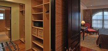 Beautiful Furnished Apartment for Rent in Escazú, San José — $2,950 - Photo 5 of 17