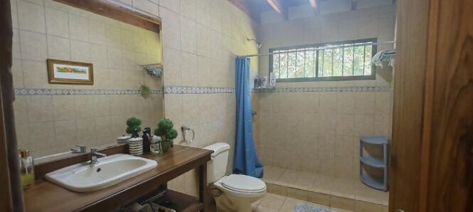 Venta de Espectacular Propiedad en El Tirol, San Rafael de Heredia. RAH 26-1029  en Ángeles, San Rafael, Heredia — $650,000