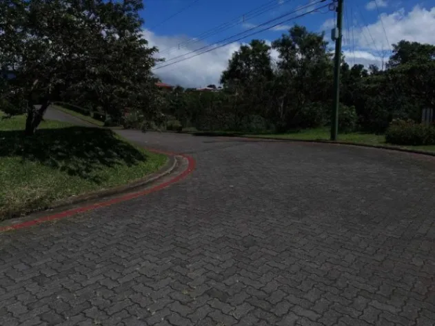 Venta de Lote en San Isidro de Heredia. RAH 26-862 en San Isidro, Heredia — $483,340 - Foto 2 de 14