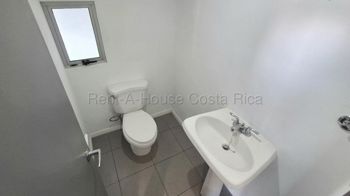 Alquiler de Apartamento en Curridabat-Granadilla. RAH 27-307 en Granadilla, Curridabat, San José — $1,300 - Foto 5 de 11