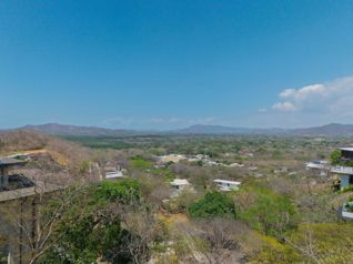 Lote de 1.539 m² con Vista al Mar en Playa Tamarindo en Tamarindo, Santa Cruz, Guanacaste — $1,145,000 - Foto 5 de 5