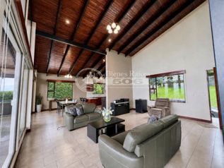 🏡 Se Vende Casa con Amplio Terreno y Vista Panorámica 360° #3009 in San José de La Montaña, Barva, Heredia — $620,000 - Photo 5 of 20