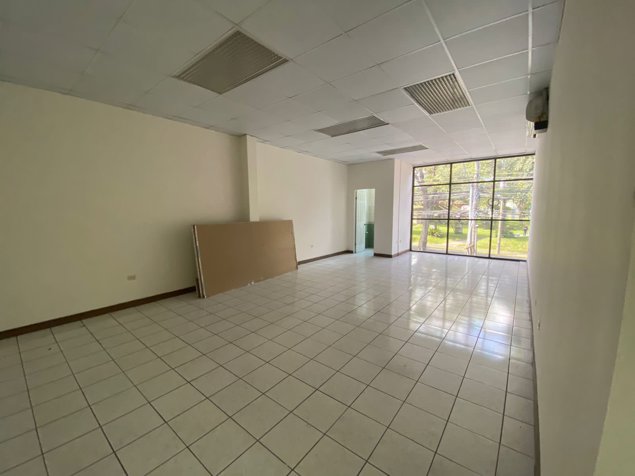 SE ALQUILA OFICINA EN OFICENTRO PADRE PIO en Pavas, San José — $700 - Foto 2 de 3