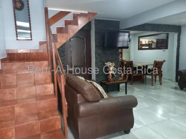 4-Bedroom House for Sale in Guadalupe 26-1417 in Carmen, San José — $184,000 - Photo 3 of 11