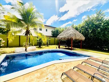 Casa Bird Whisper en Tamarindo, Guanacaste! 