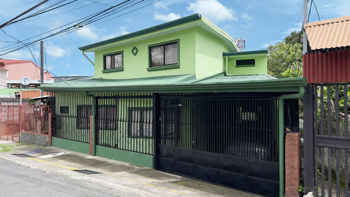 Se vende amplia casa en San Pedro (FE). in San Pedro, Montes De Oca, San José — 83 000 000 ₡ - Photo 2 of 26