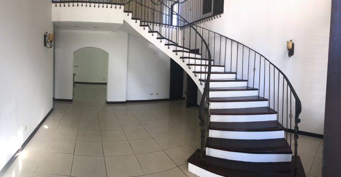 VENTA DE CASA, SANTA ANA, RIO ORO, HACIENDA DEL SOL in Uruca, Santa Ana, San José — $795,000 - Photo 3 of 18