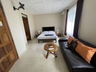 Propiedad de Inversión en Jaco Beach: Ideal para Hotel o Airbnb in Jacó, Garabito, Puntarenas — $1,200,000 - Photo 5 of 14