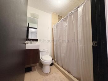 Apartamento en piso 6 con vista y amenidades completas #26-1675 GS en San Rafael, Alajuela — $110,000 - Foto 5 de 7