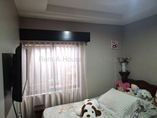Venta de Casa en San Rafael Arriba, Amplia y Funcional #27-525 GS en San Rafael Arriba, Desamparados, San José — $139,000 - Foto 5 de 10