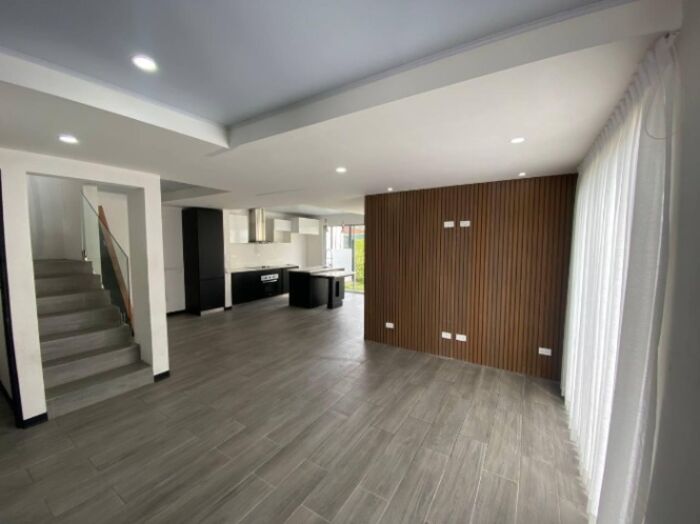 Alquiler de Casa en Brasil de Santa Ana. RAH 26-209 in Brasil, Santa Ana, San José — $1,800