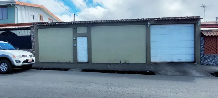 San isidro de Heredia en San Isidro, Heredia — ₡ 160 000 000