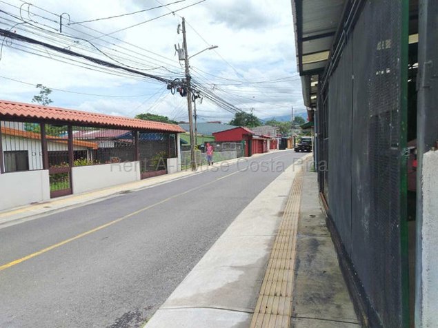SE ALQUILA APARTAMENTO EN MERCEDES NORTE HEREDIA en Mercedes, Heredia — ₡ 270 000