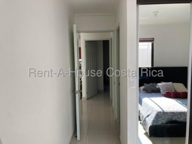 Alquiler de Casa en La Guácima de Alajuela. RAH 26-1420 in Guácima, Alajuela — ₡ 480 000
