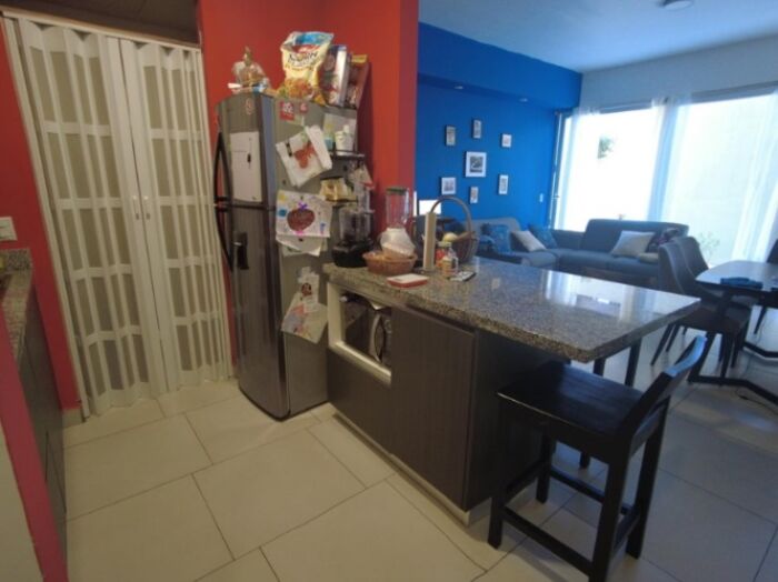 Se vende apartamento en torre de San Pablo Heredia 25-1134 en San Pablo, Heredia — $145,000