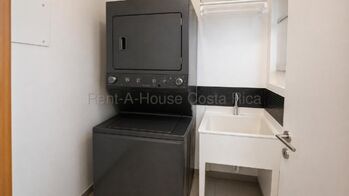 Venta de TOWNHOUSES en San Rafael-Montes de Oca. RAH 27-176 in San Rafael, Montes De Oca, San José — $276,000 - Photo 4 of 18