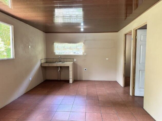 VENDO 4 CASAS EN SAN JOSÉ. in Carmen, San José — ₡ 75 000 000