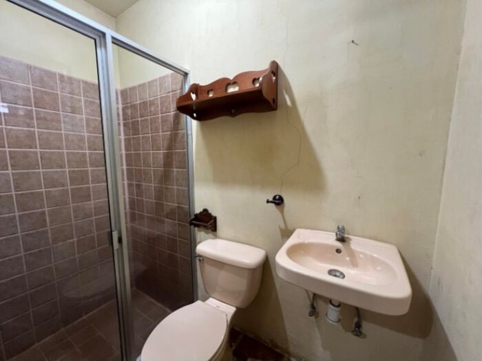 Alquiler de Casa en Curridabat, San José. in Granadilla, Curridabat, San José — $1,700