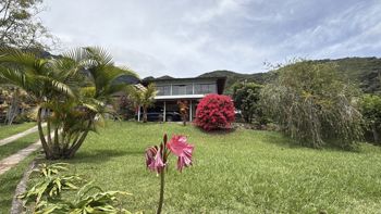 Hermosa Propiedad con dos casas y vista en San Antonio de Escazú in San Antonio, Escazú, San José — $2,050 - Photo 5 of 57