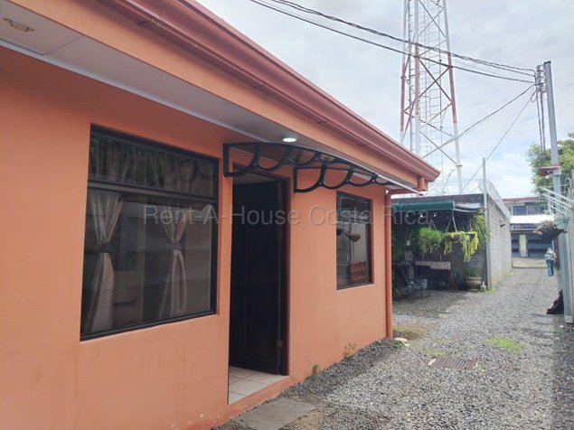 SE ALQUILA APARTAMENTO EN MERCEDES NORTE HEREDIA en Mercedes, Heredia — ₡ 270 000