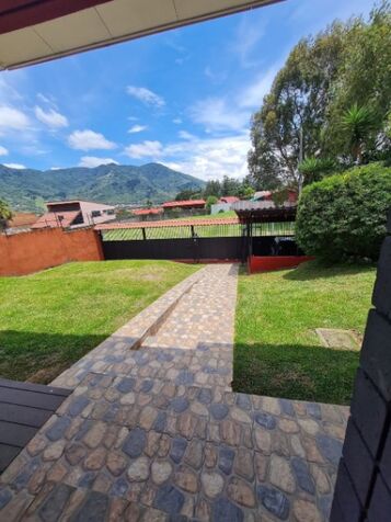 Loft en amplio lote en San Rafael, La Unión, Cartago — ₡ 150 000 000