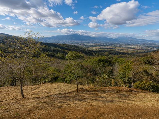 Lote con Vistas Panorámicas en Atenas – Listo para Construir in Palmares, Alajuela — $110,000 - Photo 2 of 4