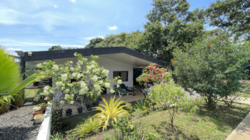 Single-Story Home for Sale in Atenas with Private Pool and 4 Bedrooms in Jesús, Atenas, Alajuela — $240,000 - Photo 4 of 29