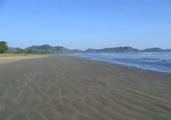 Se vende preciosa finca con 2 kilómetros de frente de playa en Bejuco, Nandayure, Guanacaste — $5,500,000 - Foto 4 de 6