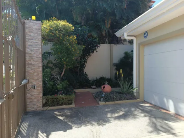 I present this beautiful and spacious house in Escazu Jaboncillos OFC in Escazú, San José — $385,000 - Photo 3 of 13