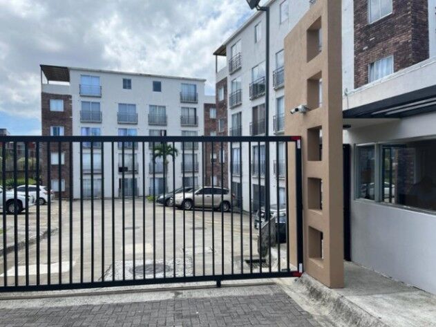 Venta de lindo apartamento de 3 habitaciones en san jose 26 -1000 in San Sebastián, San José — ₡ 60
