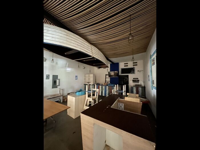ALQUILER DE LOCAL COMERCIAL, SANTA ANA CENTRO en Santa Ana, San José — $2,350