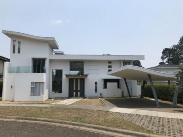 Venta de Casa de lujo en Colinas de Montealegre-Cartago. en San Juan, La Unión, Cartago — $1,100,000