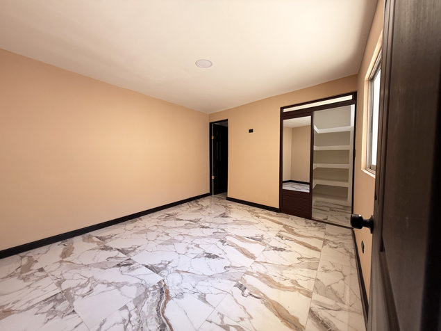 Venta de 2 casas - San Rafael de Alajuela a 400mts de la Panasonic. en San Antonio, Belén, Heredia — ₡ 120 000 000 - Foto 3 de 30