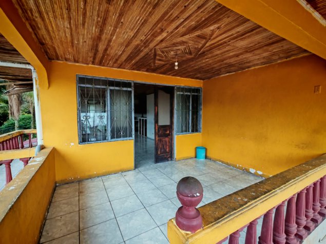 Se Vende Casa en el bello Puerto de Limón in Limón — $320,000 - Photo 3 of 15