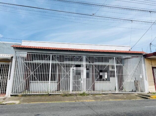 Venta de Bodega en Goicoechea, San José. RAH 25-1850 in Guadalupe, Goicoechea, San José — $255,000