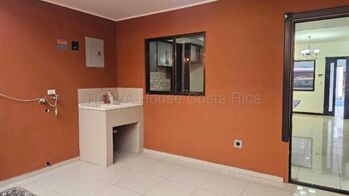 Se alquila casa en Concepción La Unión 27-16 en Concepción, La Unión, Cartago — $1,280 - Foto 4 de 22