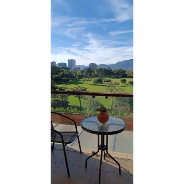 ALQUILER DE APARTAMENTO AMUEBLADO, SABANA, CONDOMINIO TORRES DEL PARQUE   en Mata Redonda, San José — $2,500