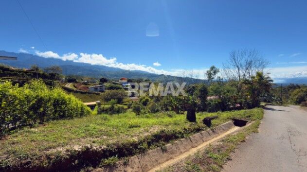 LOTE EN VENTA EN MIRAVALLES, PÉREZ ZELEDÓN – 1,074 m² CON VISTA Y FÁCIL ACCESO in San Isidro De El General, Pérez Zeledón, San José — $75,590