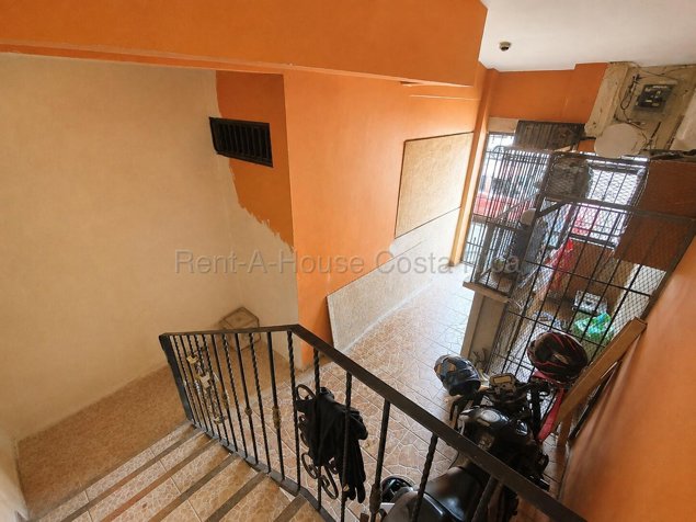 Propiedad con casa y local en venta en Mercedes Norte, Heredia en Mercedes, Heredia — ₡ 120 000 000 - Foto 2 de 10
