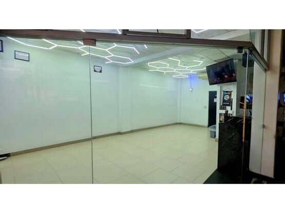 ALQUILER DE LOCAL, SAN JOSÉ, SABANA NORTE - 10037042 in Mata Redonda, San José — $1,600