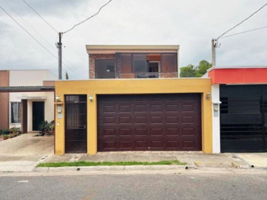 Venta de Casa en San Isidro-El Guarco, Cartago. RAH 25-1818 en San Isidro, El Guarco, Cartago — $154,000