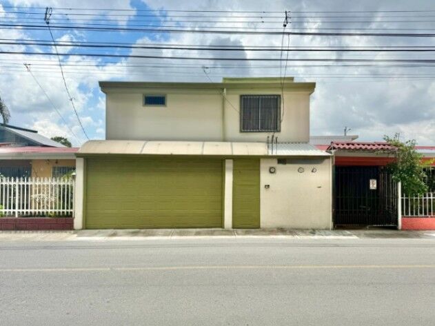 VENDO CASA EN SAN RAFAEL ABAJO-DESAMPARADOS. en San Rafael Abajo, Desamparados, San José — $180,000